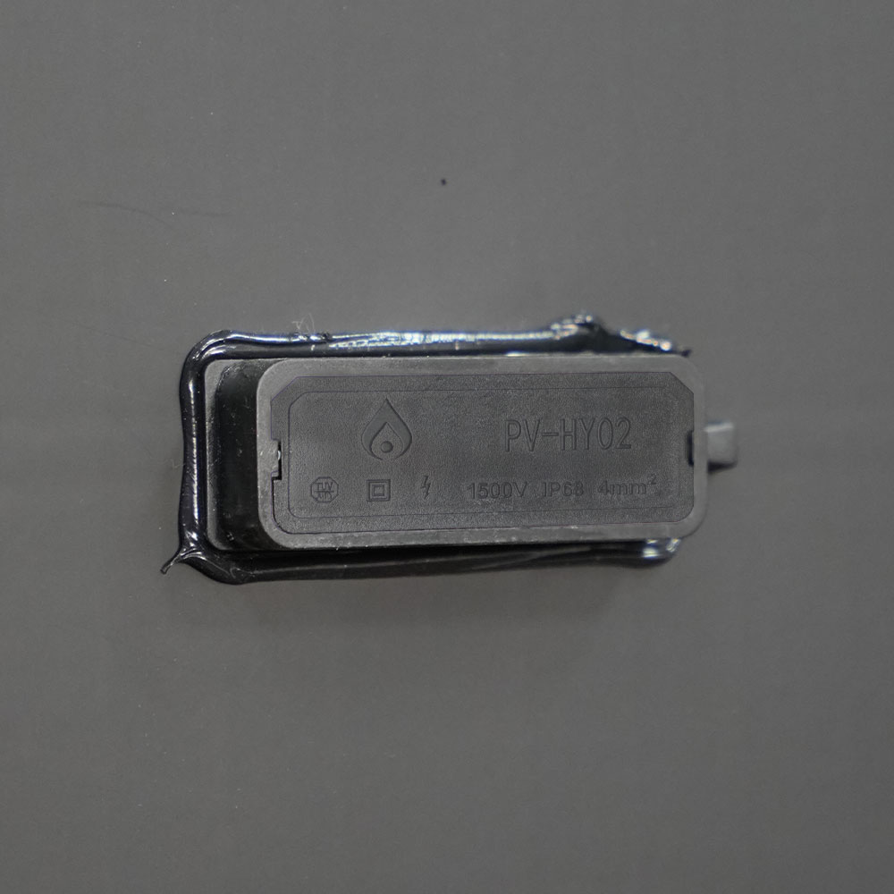 M166H660 350-385W yksilasi, täysin musta